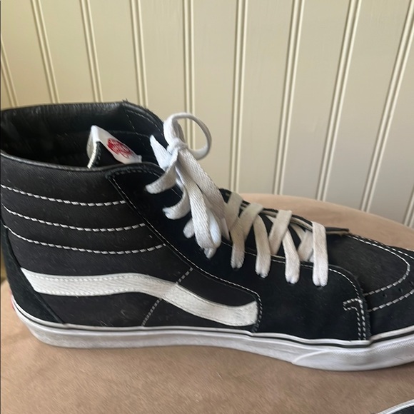 Vans Black and White High-Top Sneakers with Signature Stripe - Picture 5 of 7